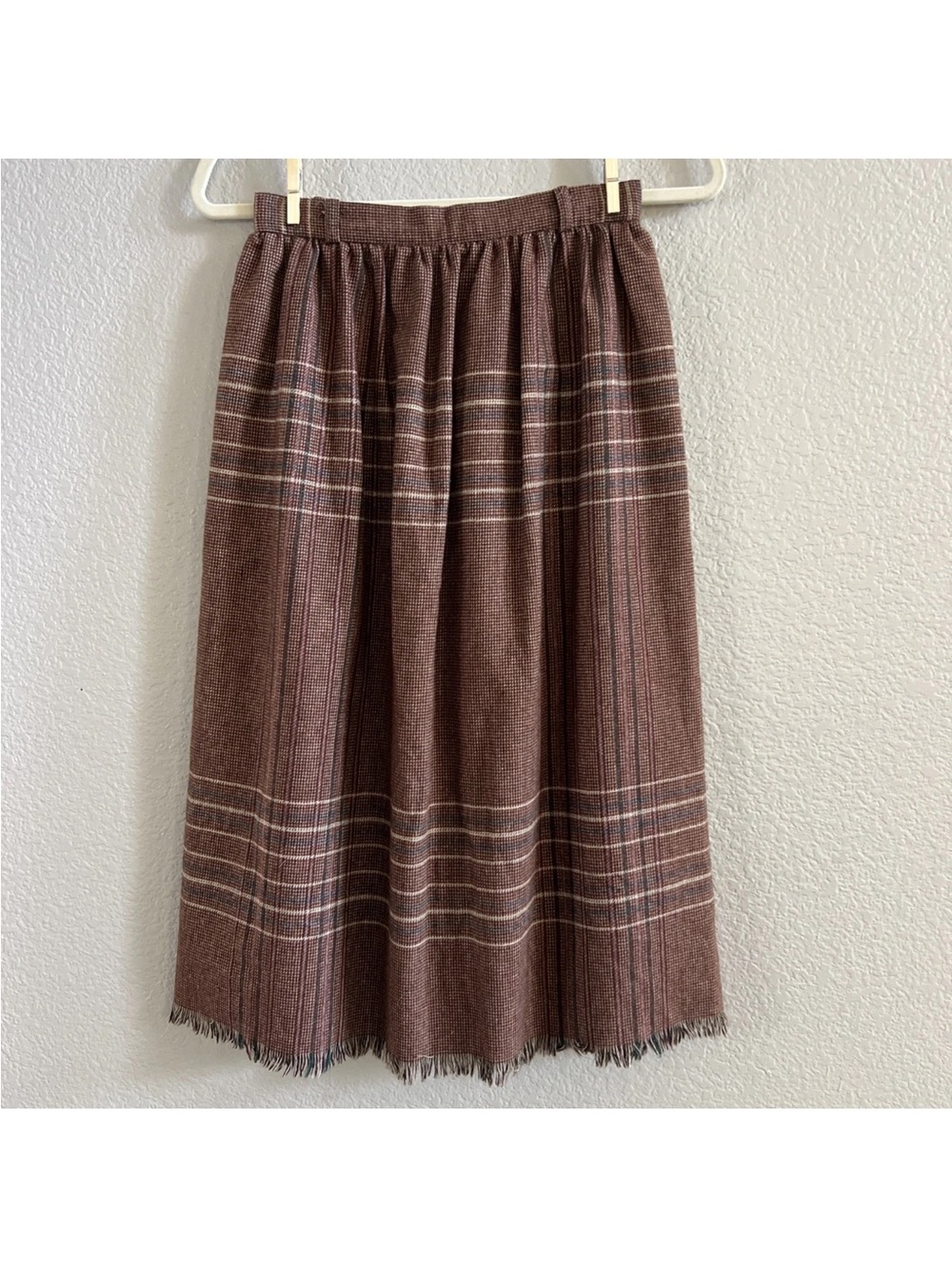 Panther Vintage Brown Plaid Mid-Length Skirt Size 2